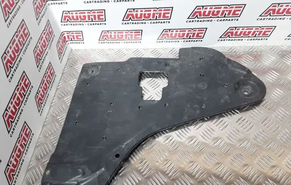 Rear underbody cover/under tray