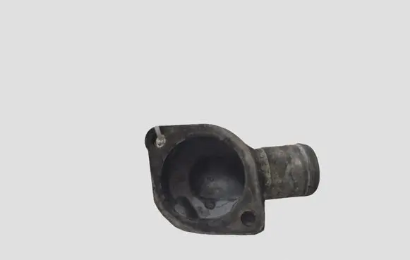 KIA Carens II Engine coolant pipe/hose