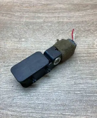 Mazda 6 Airbag deployment crash/impact sensor GJ6A57KC0 WithPlug