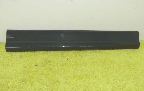 Audi Q2 - Front door trim (molding) 81A853960B