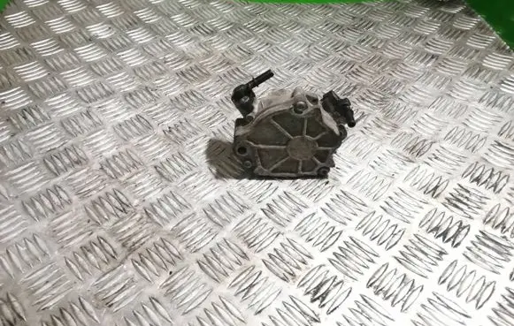 Ford Focus Vacuum pump 9684786780