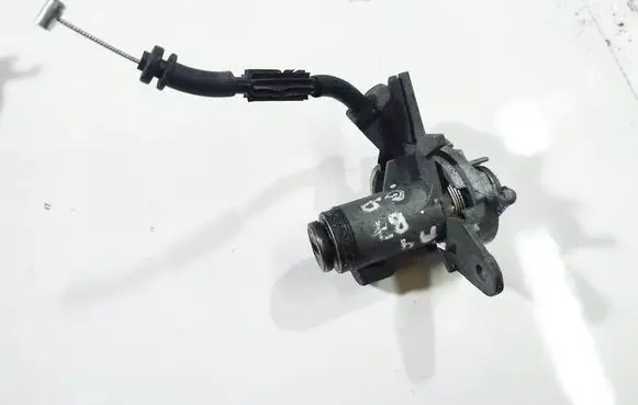 Audi A4 S4 B7 8E 8H Front door lock (next to the handle) 