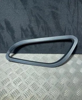 Smart ForTwo I Front door windshield rail 0000658