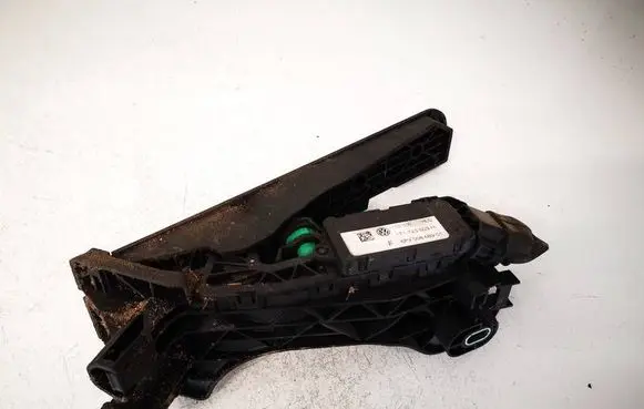 Volkswagen Touran I Accelerator throttle pedal 1T1723503H