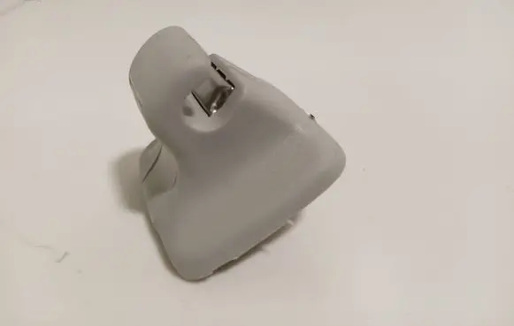 Sun visor clip/hook/bracket