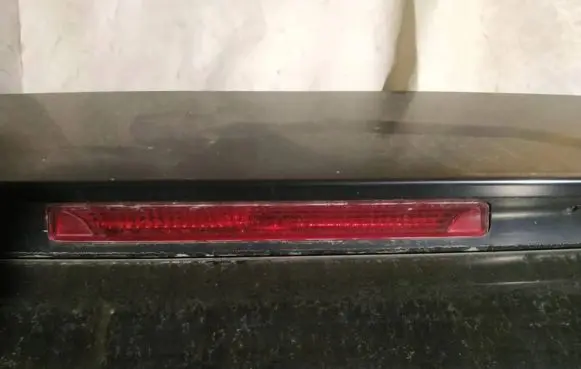 Honda FR-V Third/center stoplight