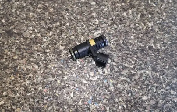 Fuel injectors set