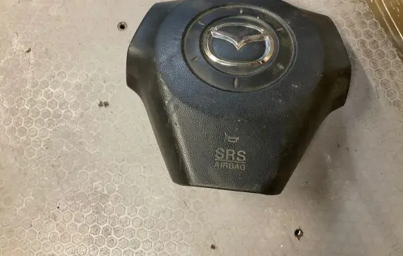 Mazda RX8 Steering wheel airbag DEGR72Z2BMS