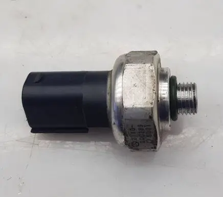 Mercedes-Benz Sprinter W907 W910 Alarm movement detector/sensor 2110000283
