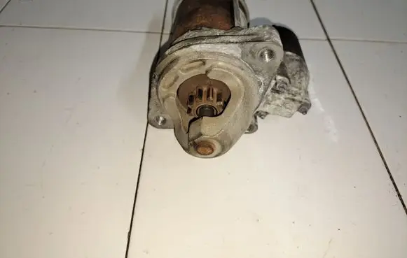 BMW 5 E60 E61 Starter motor 2167996