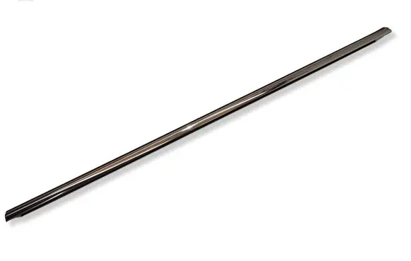 Volkswagen Tiguan Allspace Rear door rubber seal (on body) 