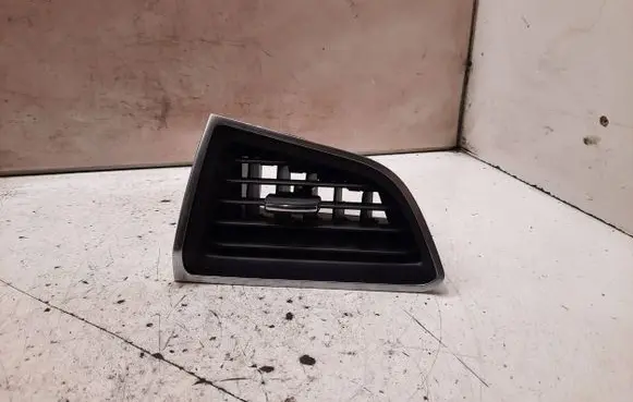 Ford Edge II Dashboard side air vent grill/cover trim EM2B19C69