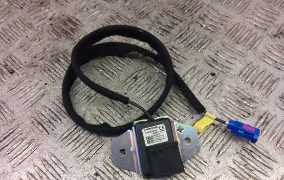 Fiat 500 Aerial GPS antenna 52034268
