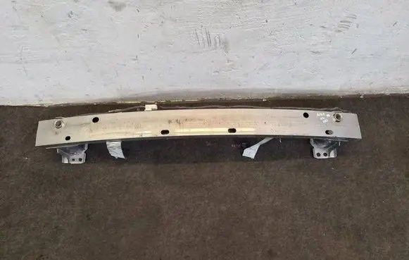 Toyota Auris E180 Front bumper cross member 