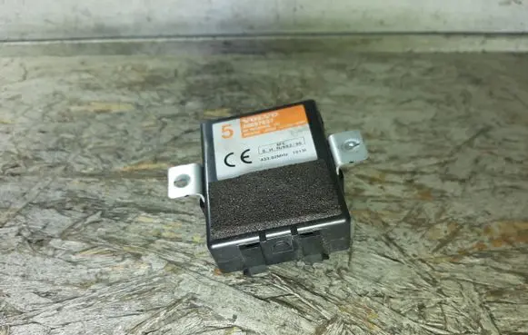 Volvo S40, V40 Alarm control unit/module 30857627