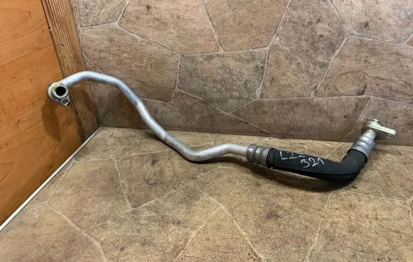 Mercedes-Benz CLS C218 X218 Air conditioning (A/C) pipe/hose A2125001572