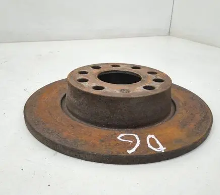 Volkswagen Golf VII Rear brake disc