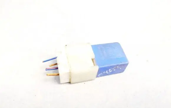 Land Rover Freelander 2 - LR2 Other relay 2523079917