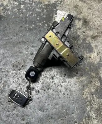 Volkswagen Sharan Ignition lock P012106