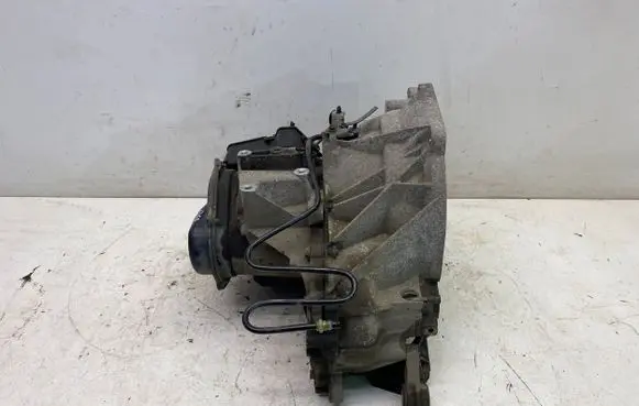 Volvo C30 Manual 5 speed gearbox 3M5R7002NF