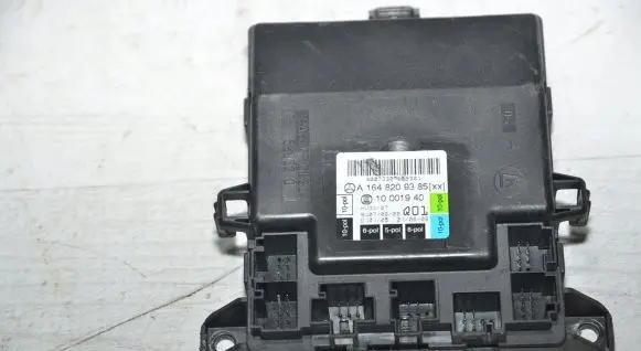 Mercedes-Benz R W251 Door control unit/module A1648209395 1648209385
