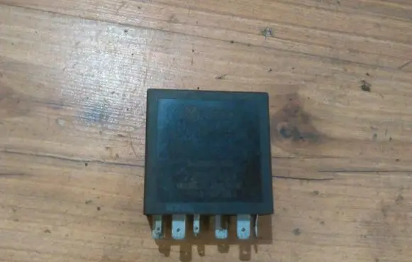 Volkswagen Golf IV Other relay 4b0955531a