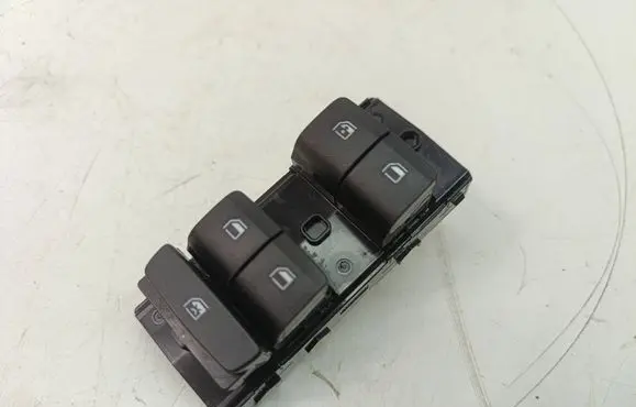 Hyundai Bayon Electric window control switch 93571Q0210