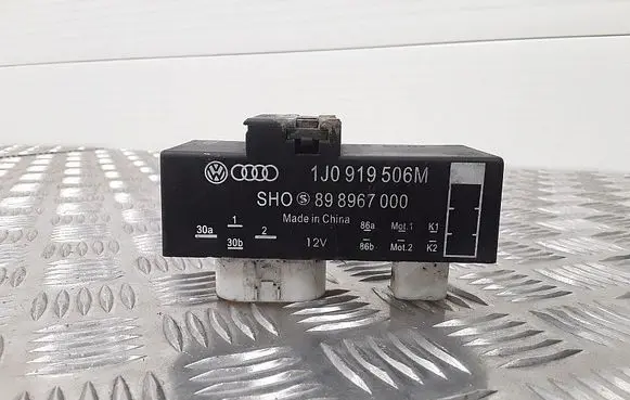 Seat Ibiza IV (6J,6P) Other relay 1J0919506M