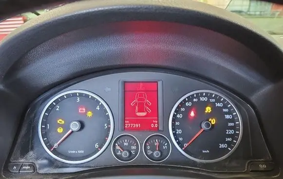 Volkswagen Tiguan Speedometer (instrument cluster) 5N0920870D IMPRK1496768