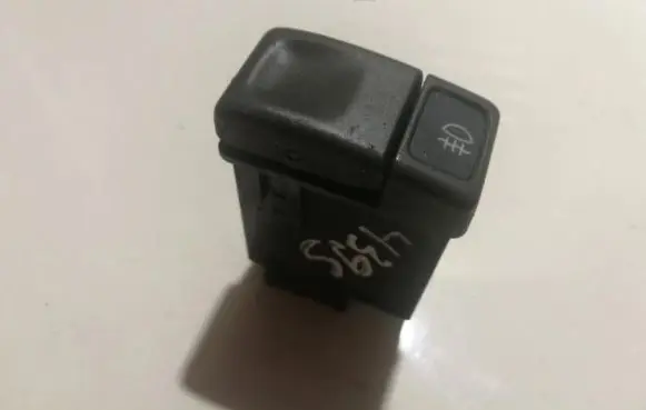 Fog light switch
