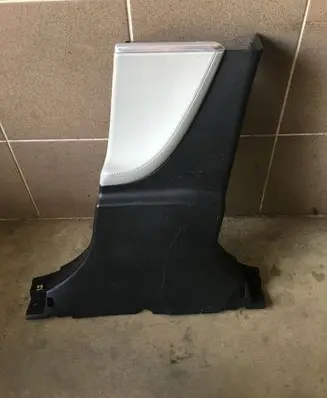 Tesla Model S (B) pillar trim (bottom) 102077000C