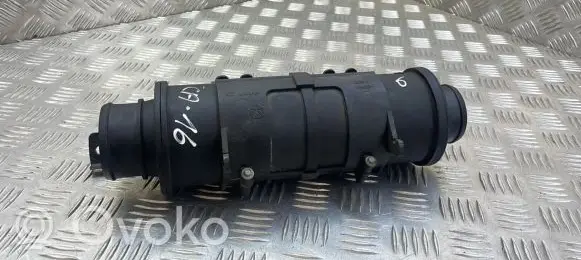 Jeep Grand Cherokee Intake resonator 52014695AA
