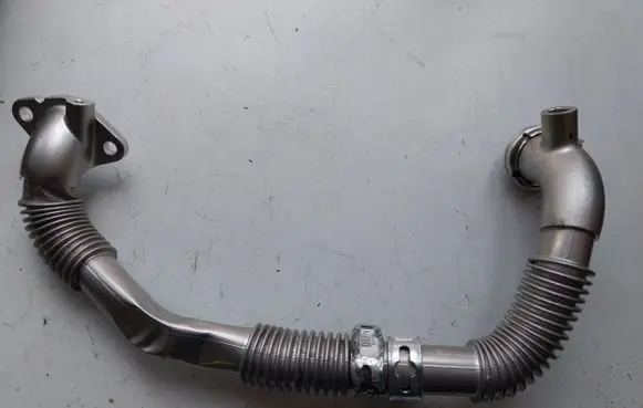 Iveco Daily 6th gen EGR valve line/pipe/hose 5801647605