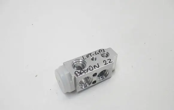 Hyundai Bayon Air conditioning (A/C) expansion valve DX1T1BCUAA