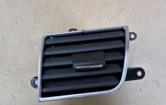 Audi A8 S8 D4 4H Dash center air vent grill 4H1820952D 07992 12052015