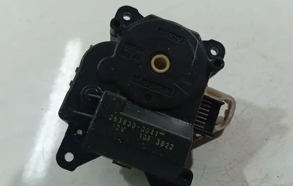 Honda Accord Air flap motor/actuator 0638000041