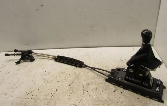 Volkswagen PASSAT B8 Gear selector/shifter in gearbox 3Q0711061A