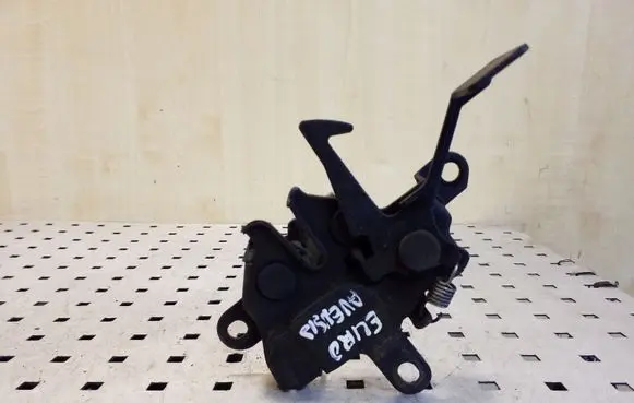 Toyota Avensis T220 Engine bonnet/hood lock/catch