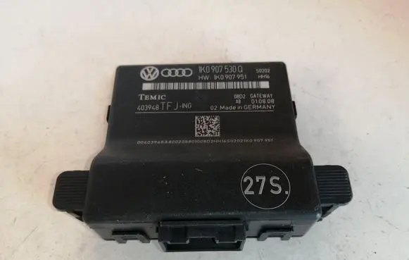 Volkswagen Golf V Gateway control module 1K0907530Q 1K0907951