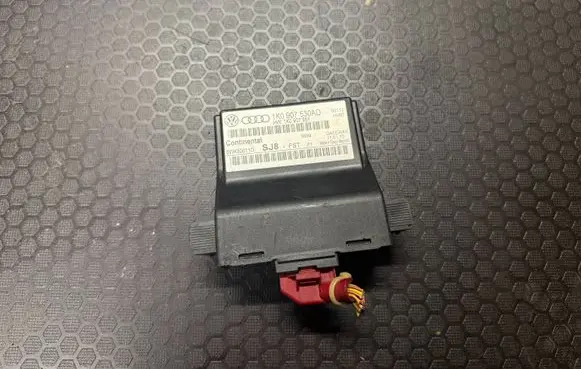 Volkswagen Golf VI Gateway control module 1K0907530AD 5WK500110 1K0907951
