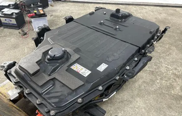 Toyota C-HR II Hybrid / electric car battery G9600F4031