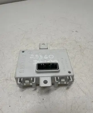 Renault Captur GPS navigation control unit/module 283468105R