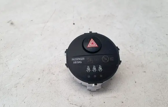 Toyota Yaris Hazard light switch 839500D100