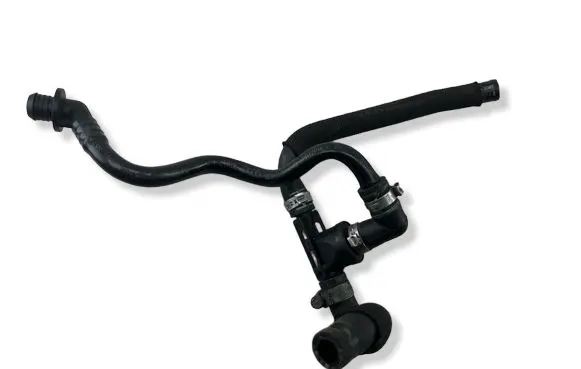 Audi RS4 B7 Vacuum line/pipe/hose 8E0611931