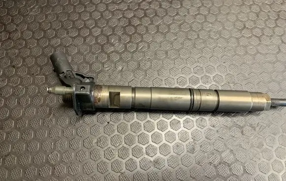 Volkswagen Phaeton Fuel injector 0445116003 070425 0704250415
