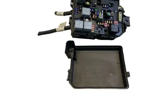 Opel Mokka Fuse box set 94520913 95263745 94784782