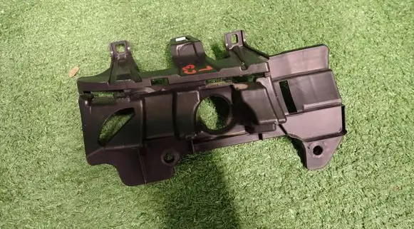 Citroen C3 Rear bumper mounting bracket 985424870