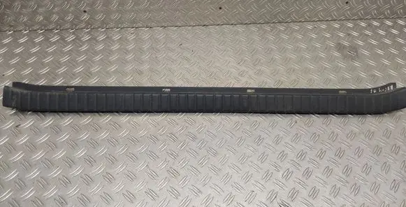 Toyota RAV 4 (XA30) Trunk/boot sill cover protection 5838742050