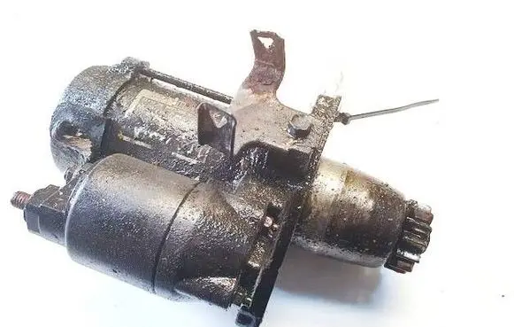 Toyota Avensis T250 Starter motor 281000H061