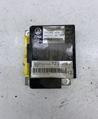 Volkswagen PASSAT B6 Airbag control unit/module 3C0909605M
